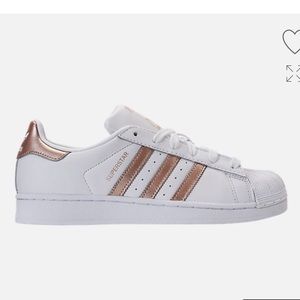 Rose gold adidas superstar sneakers! Size 5.5
